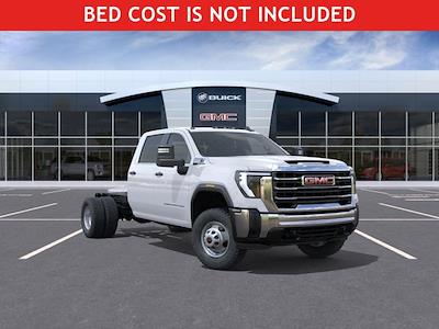2025 GMC Sierra 3500 Crew Cab DRW 4WD Cab Chassis for sale #303309 - photo 1