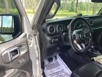 2021 Jeep Gladiator Crew Cab 4WD Pickup for sale #304835A - photo 12