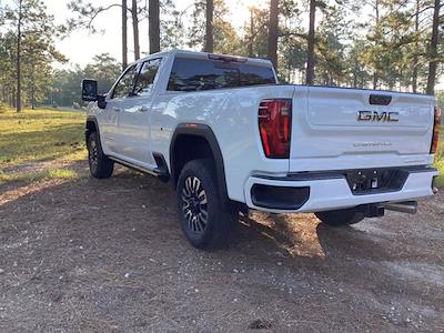 New 2025 GMC Sierra 2500 Denali Ultimate Crew Cab 4WD Pickup for sale #334472 - photo 2