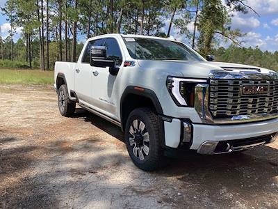 New 2025 GMC Sierra 2500 Denali Crew Cab 4WD Pickup for sale #371748 - photo 1