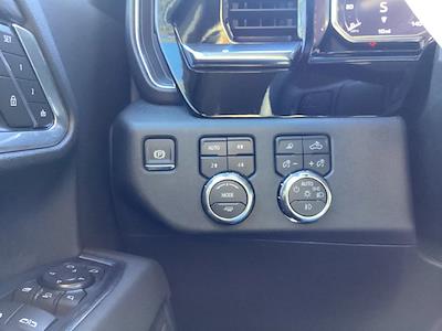 New 2025 GMC Sierra 2500 SLT Crew Cab 4WD Pickup for sale #371807 - photo 1