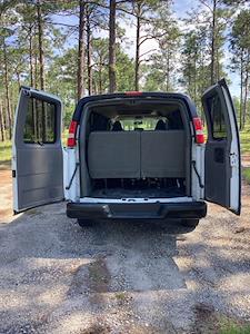 Used 2022 Chevrolet Express 3500 - photo 1