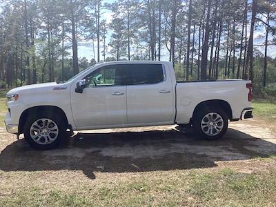 Used 2023 Chevrolet Silverado 1500 - photo 1