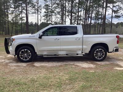 Used 2025 Chevrolet Silverado 1500 - photo 1