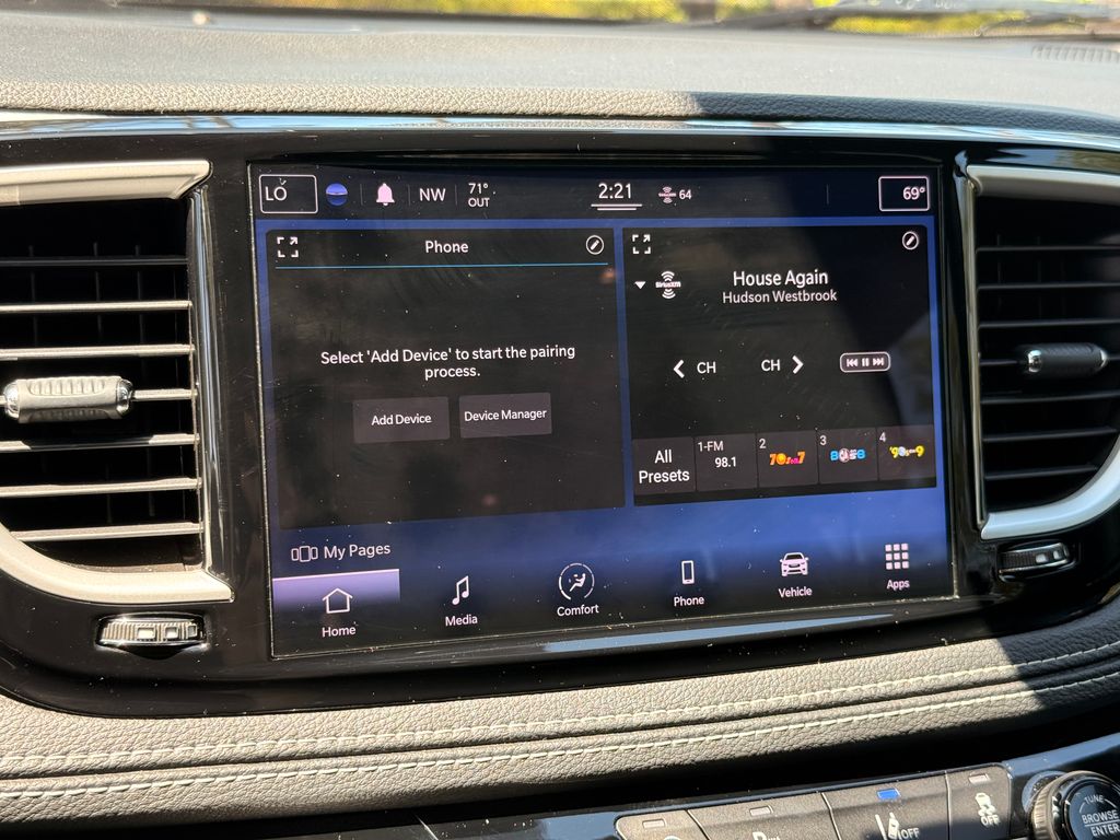 Used 2021 Chrysler Pacifica - photo 20