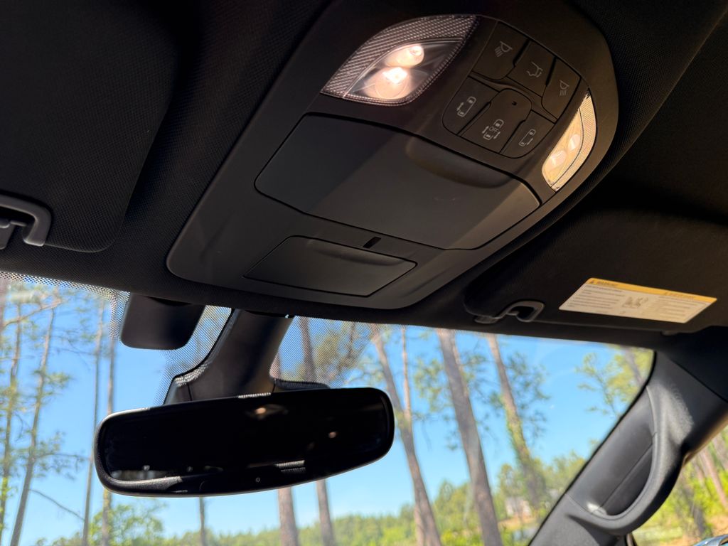 Used 2021 Chrysler Pacifica - photo 26