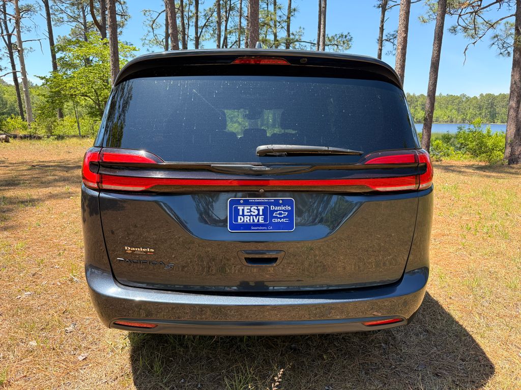 Used 2021 Chrysler Pacifica - photo 6