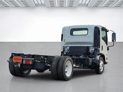 New 2025 Chevrolet LCF 5500XG Regular Cab Cab Chassis for sale #6250035 - photo 2