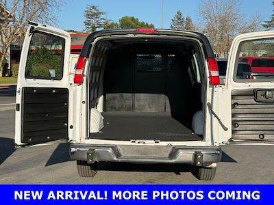 Used 2024 GMC Savana 2500 - photo 1