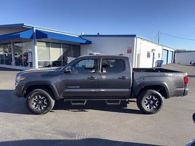 Used 2019 Toyota Tacoma - photo 1
