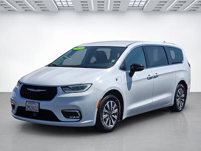 2024 Chrysler Pacifica FWD Minivan for sale #P3004 - photo 2
