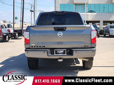 Used 2018 Nissan Titan - photo 1