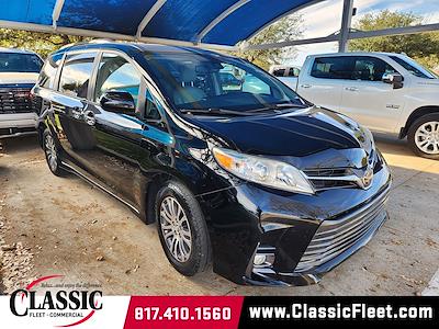 Used 2019 Toyota Sienna XLE Minivan for sale #KS012448 - photo 1