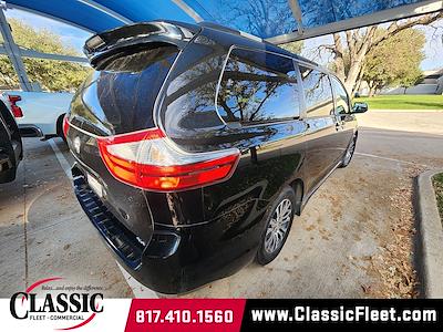 Used 2019 Toyota Sienna XLE Minivan for sale #KS012448 - photo 2