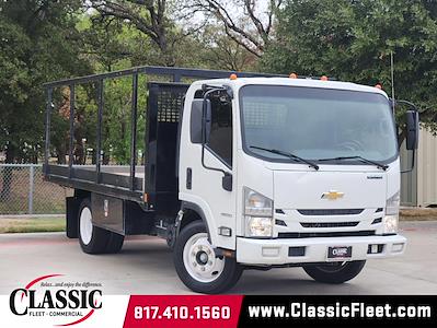 Used 2019 Chevrolet LCF 4500 4500 LCF Gas Regular Cab RWD Flatbed Truck for sale #KS804883 - photo 1