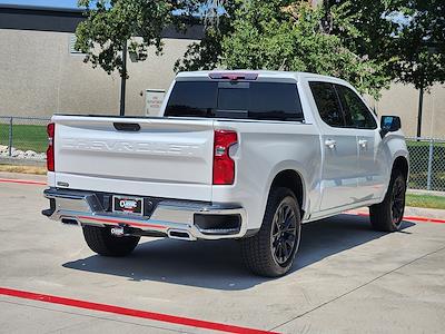 Used 2020 Chevrolet Silverado 1500 LTZ Crew Cab 4x4 Pickup for sale #LG273779 - photo 2