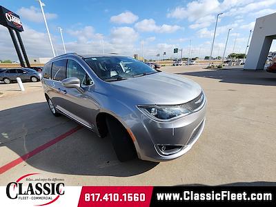 Used 2020 Chrysler Pacifica - photo 1