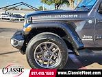 Used 2021 Jeep Gladiator Overland Crew Cab for sale #ML582029 - photo 5