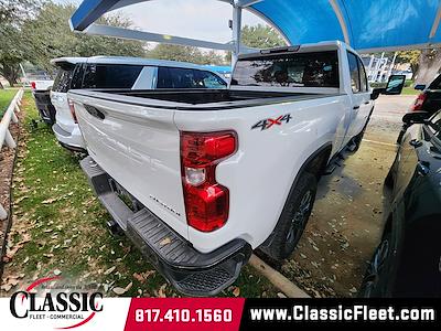 Used 2022 Chevrolet Silverado 2500 Custom Crew Cab for sale #NF338281 - photo 2