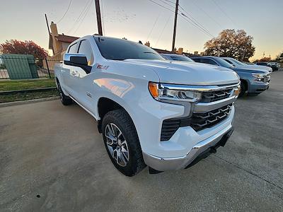Used 2022 Chevrolet Silverado 1500 LT Crew Cab for sale #NZ570466 - photo 1