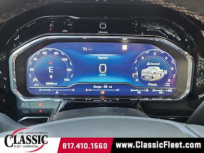 Used 2023 Chevrolet Silverado 1500 LT Crew Cab for sale #P1137227 - photo 2