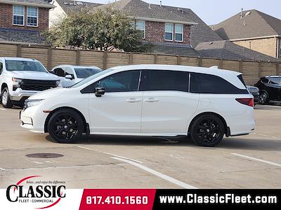 Used 2023 Honda Odyssey - photo 1