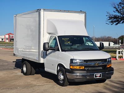 New 2024 Chevrolet Express 3500 Regular Cab RWD 12' Wabash Box Van for sale #R1265993 - photo 1