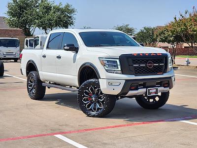 2024 Nissan Titan Crew Cab 4WD Pickup for sale #RN115365 - photo 1