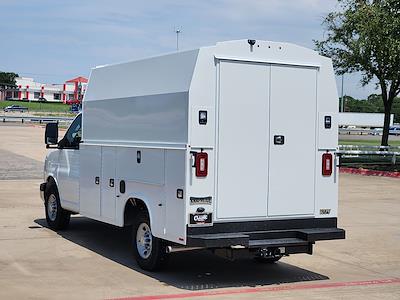 2025 Chevrolet Express 3500 Regular Cab RWD Cutaway for sale #S1132118 - photo 2