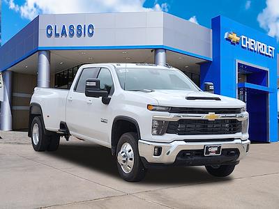 2025 Chevrolet Silverado 3500 Crew Cab 4x4 Pickup for sale #SF254666 - photo 1
