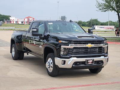 2025 Chevrolet Silverado 3500 Crew Cab 4x4 Pickup for sale #SF272847 - photo 1