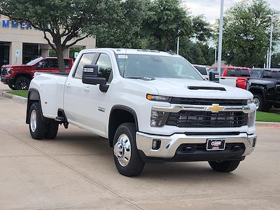 2025 Chevrolet Silverado 3500 Crew Cab 4x4 Pickup for sale #SF292721 - photo 1