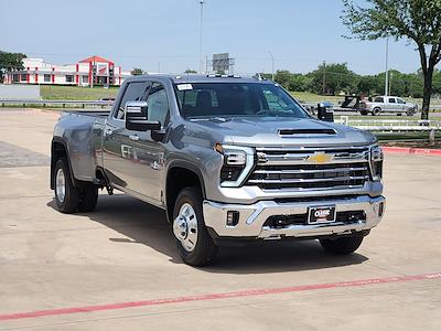 2025 Chevrolet Silverado 3500 Crew Cab 4x4 Pickup for sale #SF294292 - photo 1