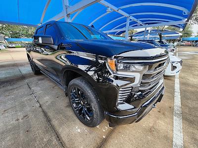 2025 Chevrolet Silverado 1500 Crew Cab 4x4 Pickup for sale #SZ206215 - photo 1