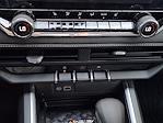New 2026 Chevrolet Colorado LT Crew Cab 4x4 Pickup for sale #T1126836 - photo 15