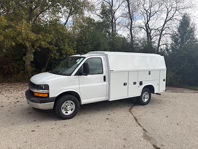 New 2025 Chevrolet Express 3500 - photo 1