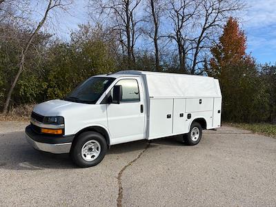 New 2025 Chevrolet Express 3500 - photo 1