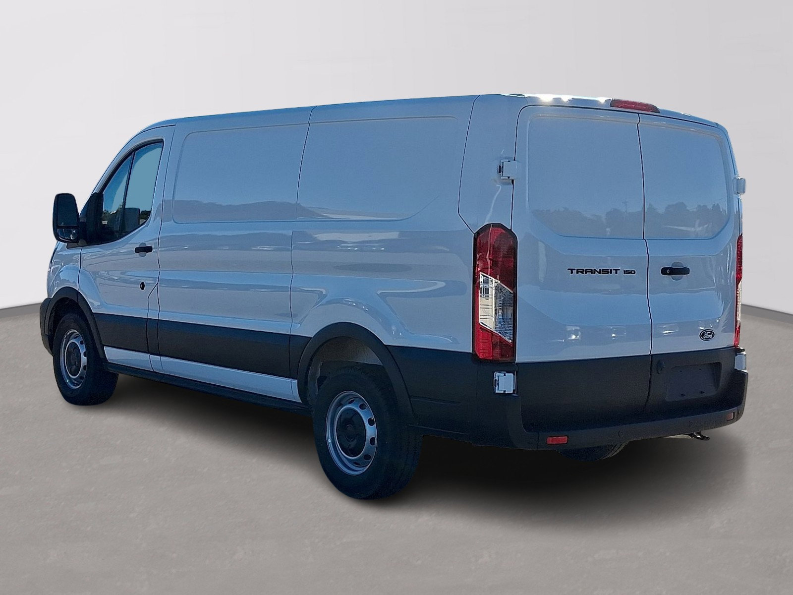 New 2026 Ford Transit 150 - photo 7