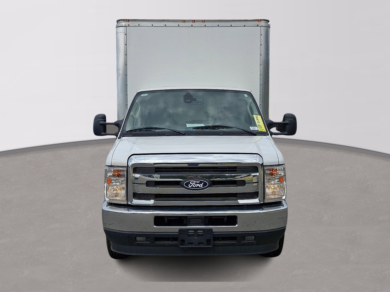 New 2026 Ford E-450 - photo 5