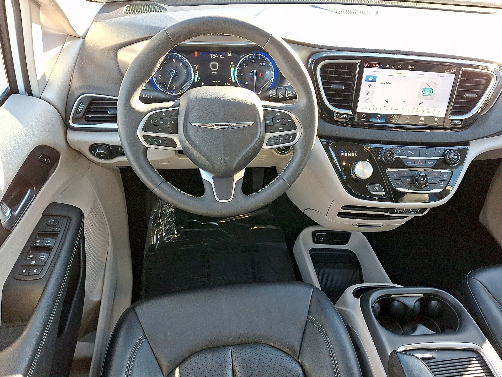 Used 2024 Chrysler Pacifica - photo 13