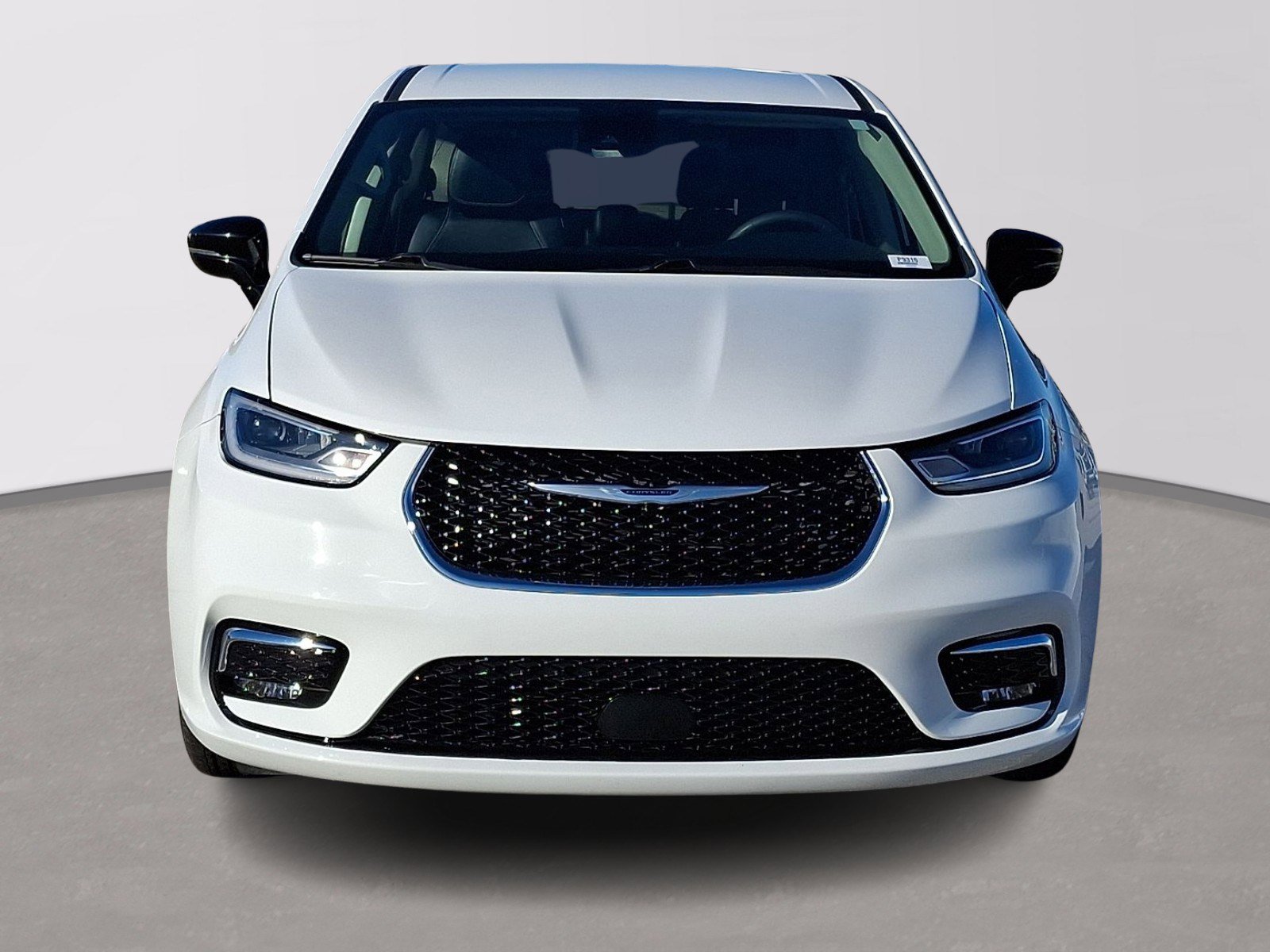 Used 2024 Chrysler Pacifica - photo 2