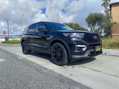 Used 2021 Ford Explorer - photo 2