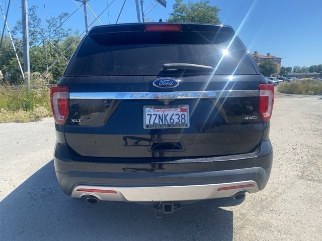 Used 2017 Ford Explorer - photo 8