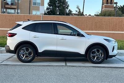New 2025 Ford Escape - photo 1
