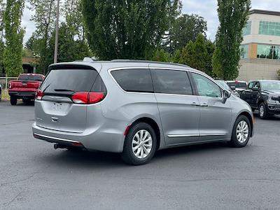 2017 Chrysler Pacifica FWD Minivan for sale #2250379 - photo 2