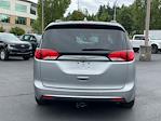 Used 2017 Chrysler Pacifica Touring L Minivan for sale #2250379 - photo 4