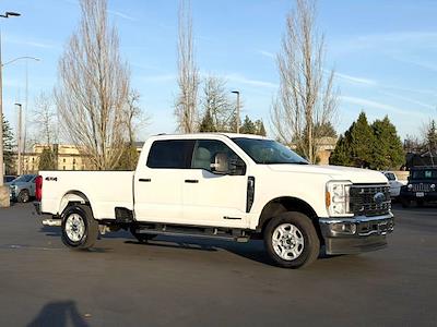 Used 2025 Ford F-250 - photo 1