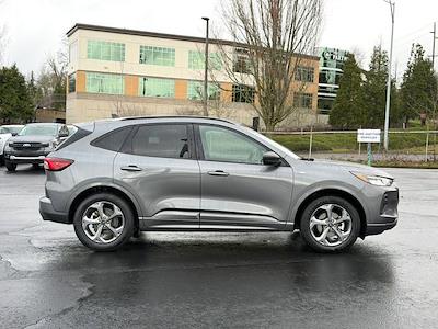 Used 2024 Ford Escape - photo 1