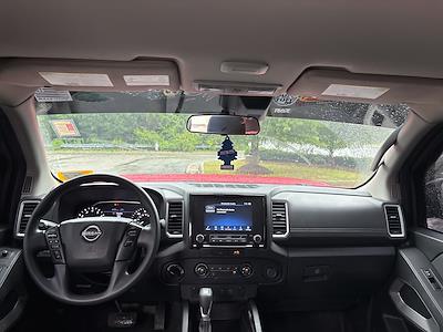 2022 Nissan Frontier Crew Cab 4x4 Pickup for sale #J405468A - photo 2