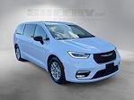 2024 Chrysler Pacifica FWD Minivan for sale #J4973R - photo 2